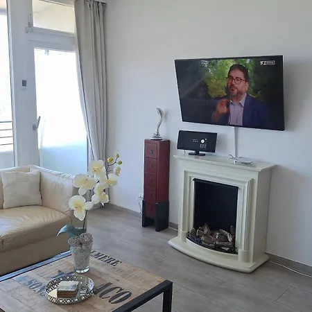 Luxussuite 1a Meerblick, Maritim Residenz, 22er Stock, Modernes Styling, Am