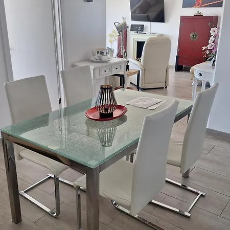Apartman Luxussuite 1a Meerblick, Maritim Residenz, 22er Stock, Modernes Styling, Am