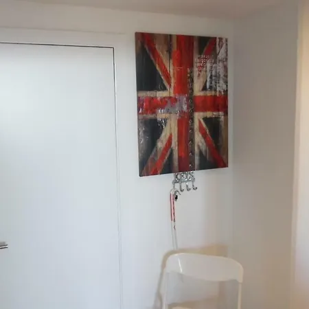 Luxussuite 1a Meerblick, Maritim Residenz, 22er Stock, Modernes Styling, Am Appartement Lübeck